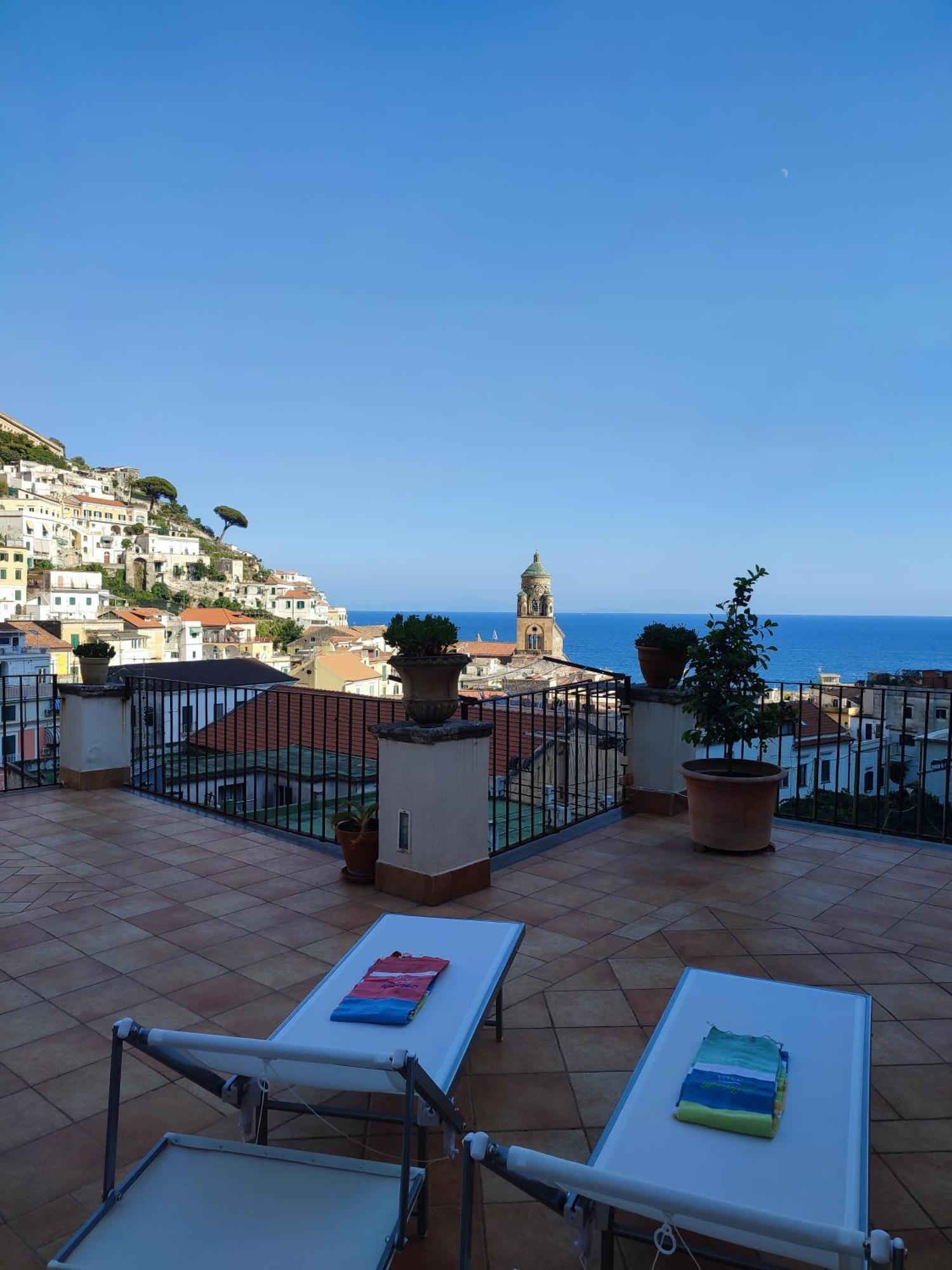#goldenhour Amalfi